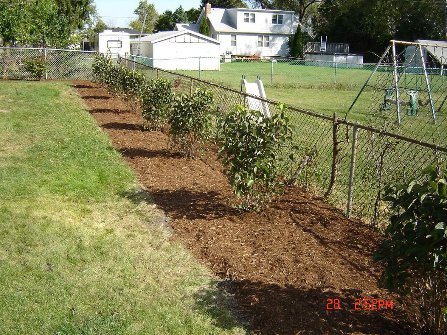 Mulch and Gravel Installation - Sweeney's Custom Landscaping Inc